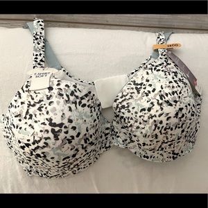Brand new Hanes T-Shirt Bra Size 38 DD